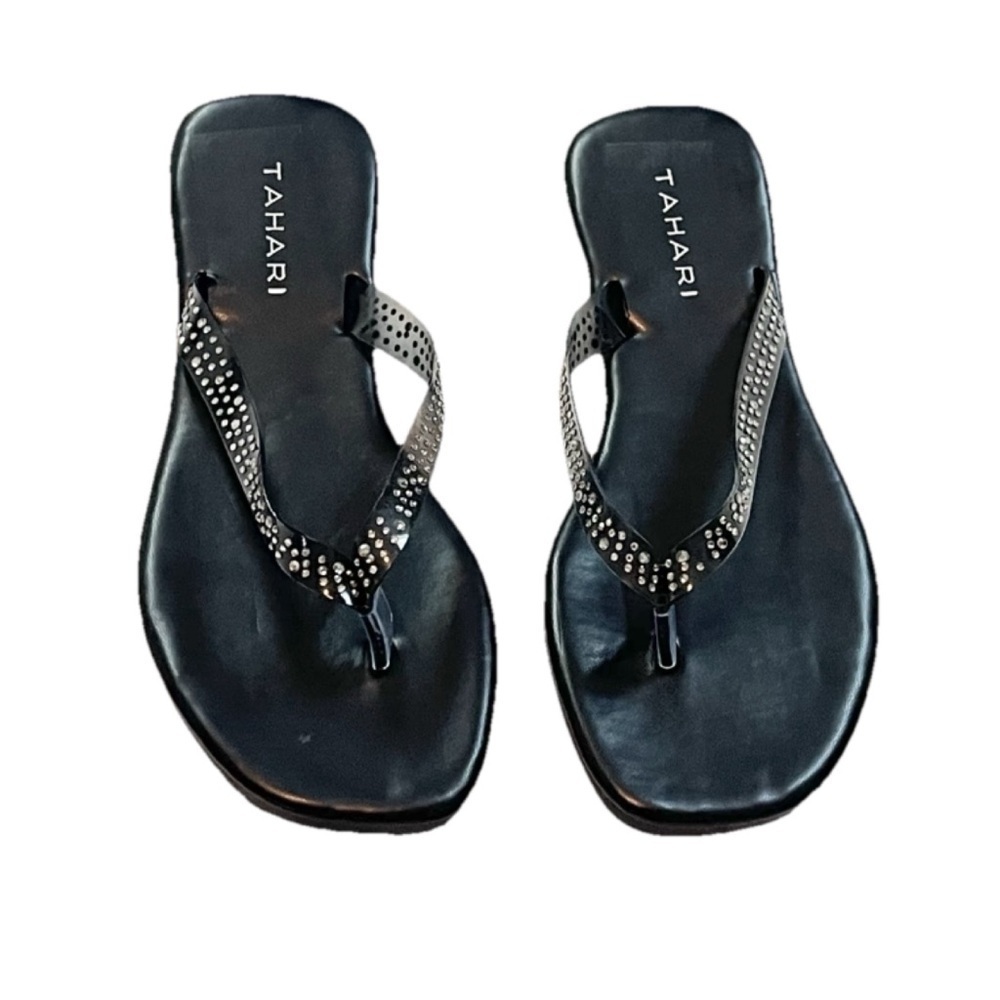 New Tahari Kamryn Rhinestone Studded Black Flip Flops Sandals Womenâs Size 10
